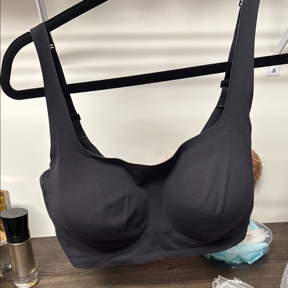 Skims Black Seamless Bra